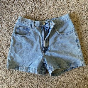 Vintage guess denim high waisted shorts